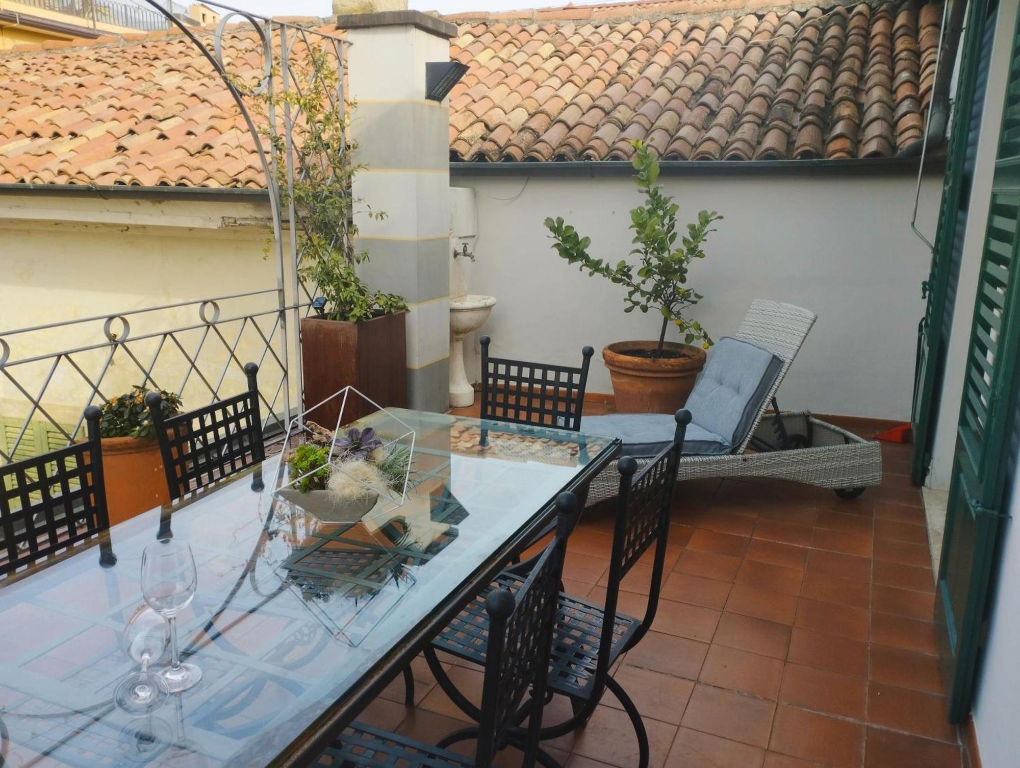 Dimora Storica Vicolo Del Volto Apartment Iseo Exterior foto